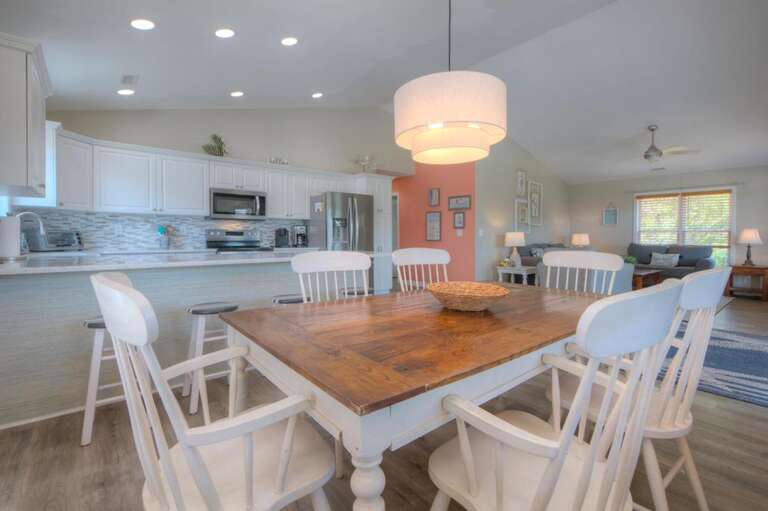 Dining Area
GW 5-22-25