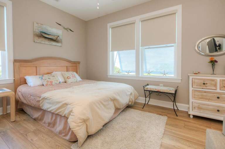 Bedroom 
GW 6-5-25