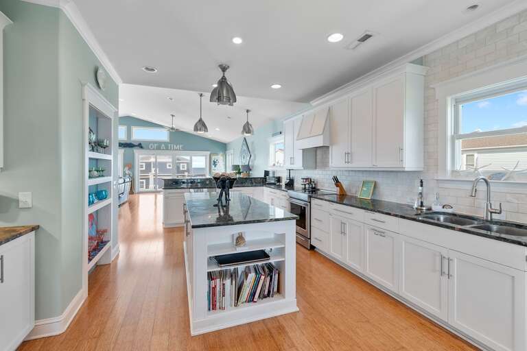 Kitchen
 CS 6-13-25