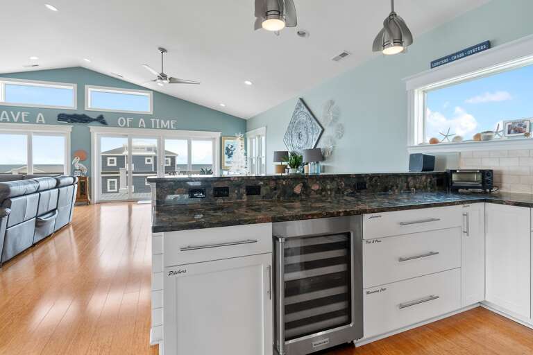 Kitchen
CS 6-13-25