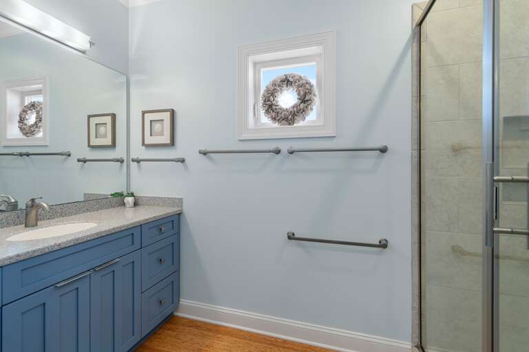 Walk in Shower
CS 6-13-25