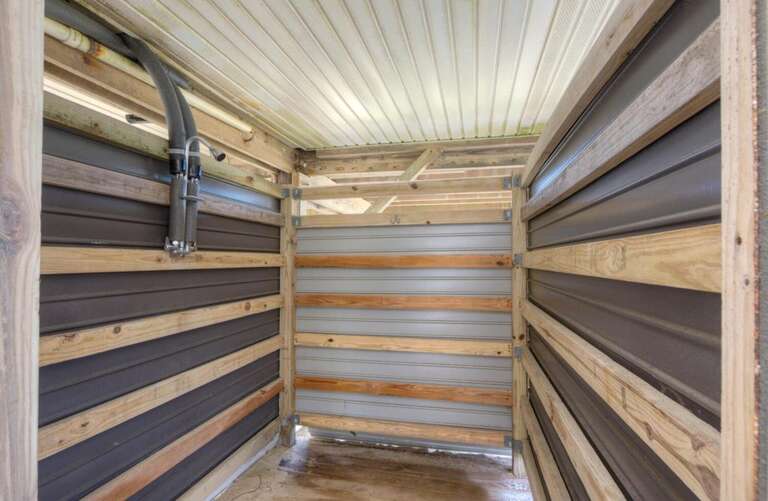 Outdoor shower
GW 6-17-25