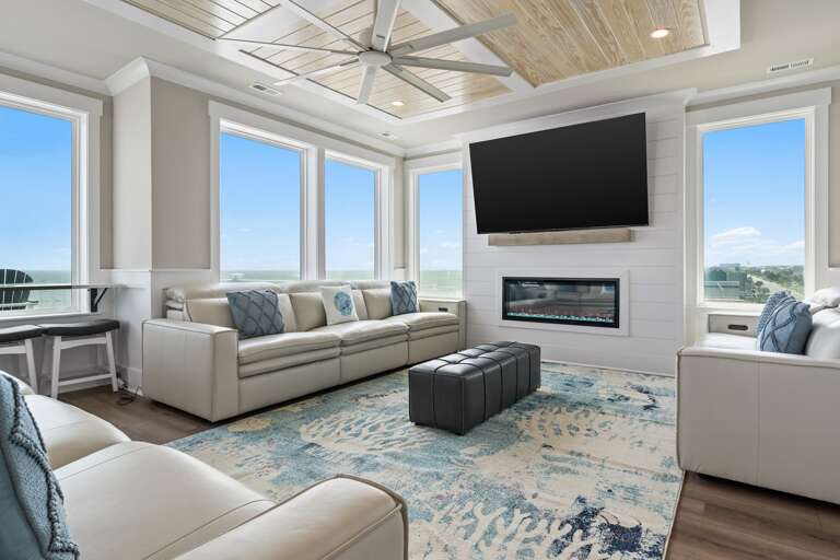 Living Room 
CamMedia 7-12-25