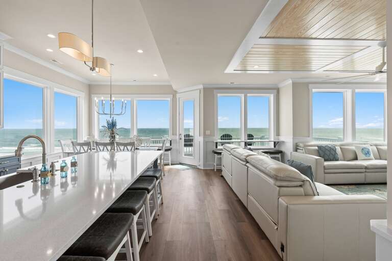 Ocean Views
CamMedia 7-12-25
