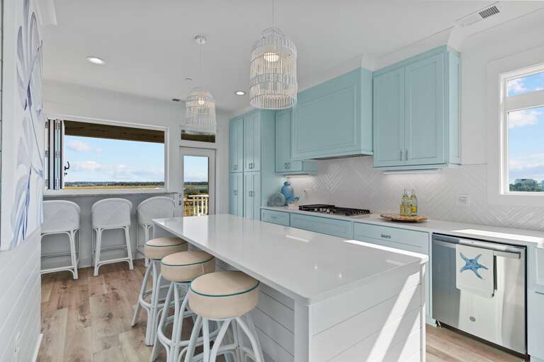 Kitchen With Eat-In Bar