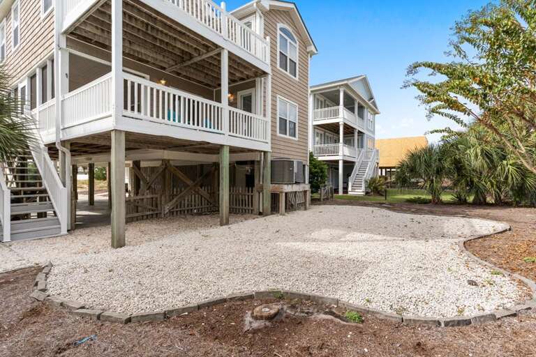 Livin Easy 52 CAM 10-10-25