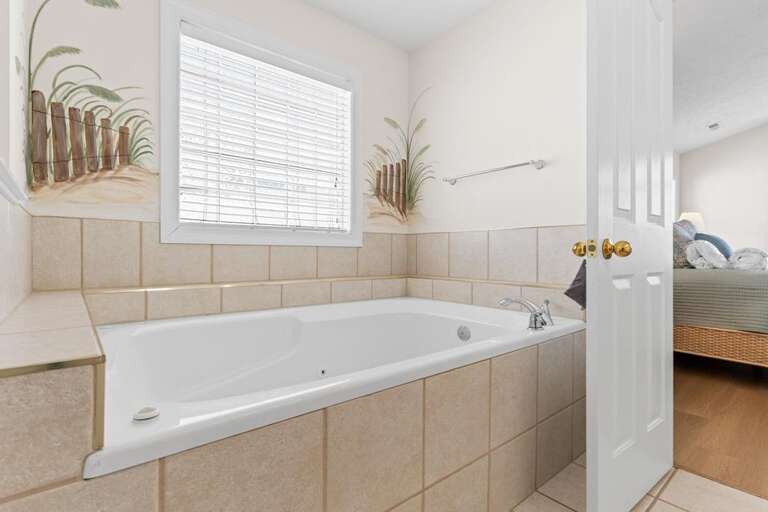 Livin Easy 43 CAM 10-10-25