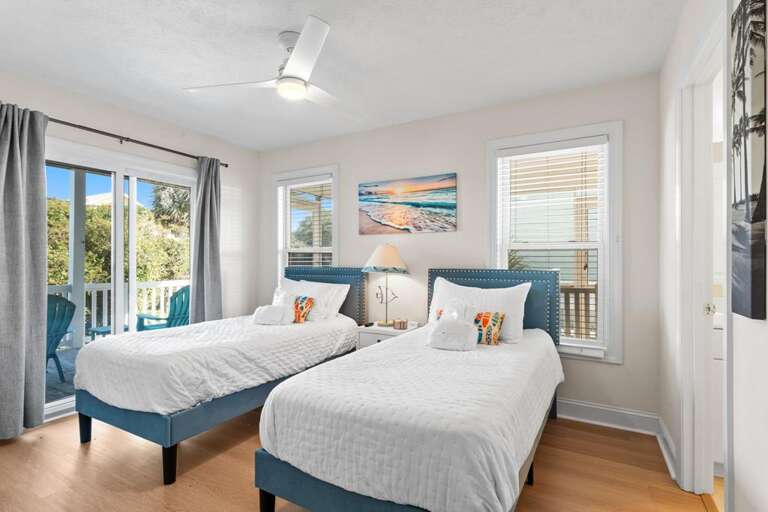 Livin Easy 29 CAM 10-11-25