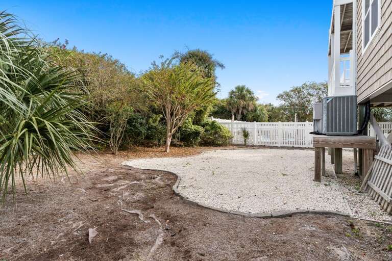 Livin Easy 53 CAM 10-10-25