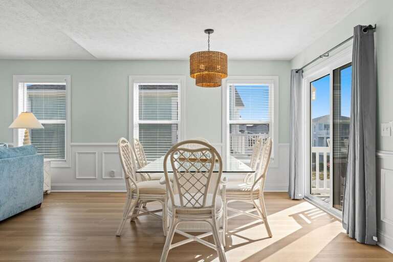 Livin Easy 17 CAM 10-11-25