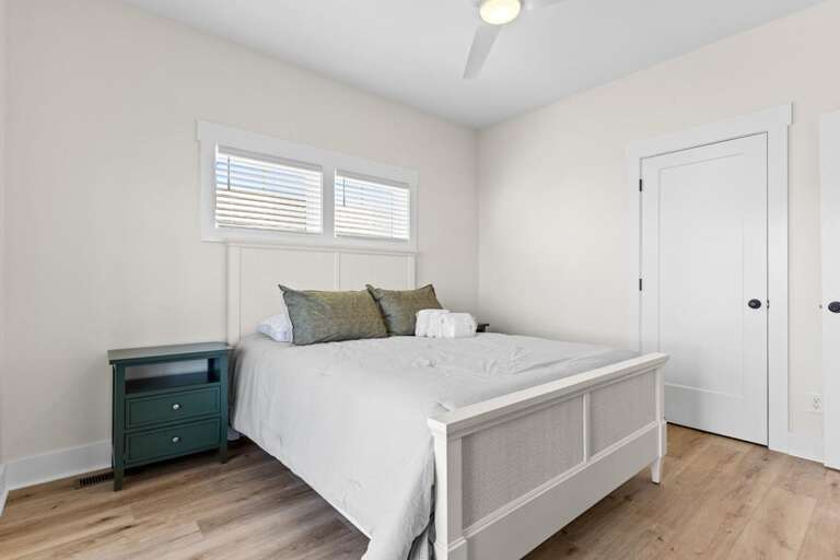 5228 E Beach Dr 43 CAM 11-17-25