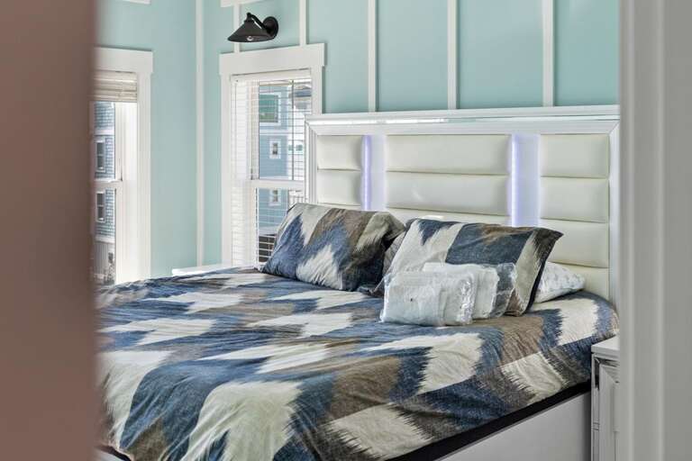 5228 E Beach Dr 101 CAM 11-17-25