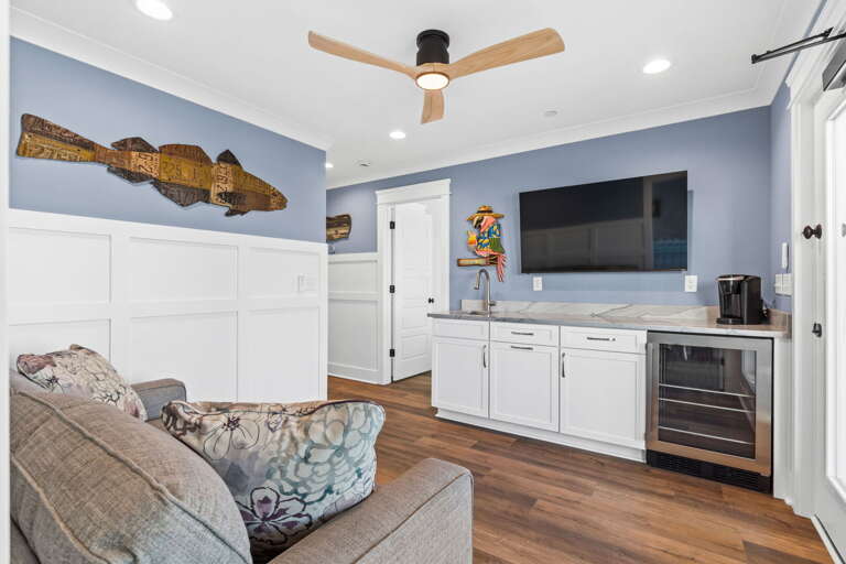 2nd Living Area