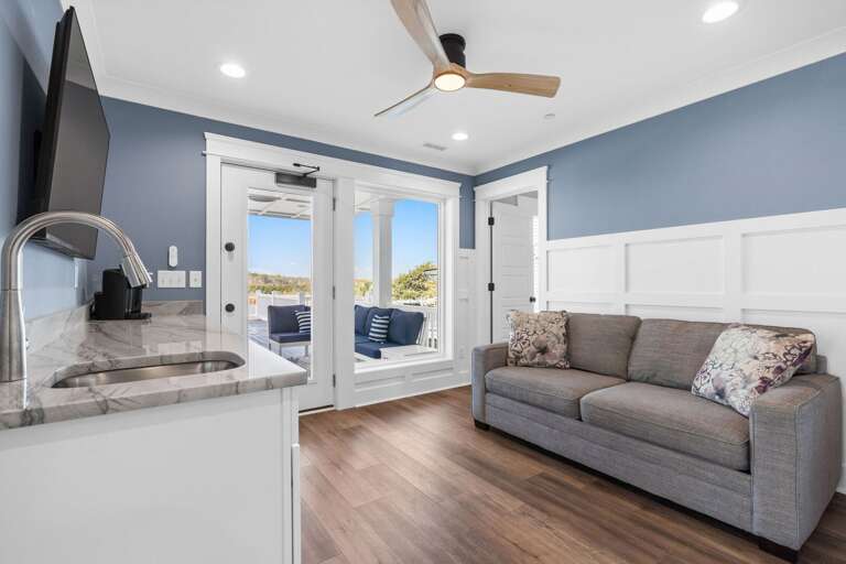 2nd Living Area