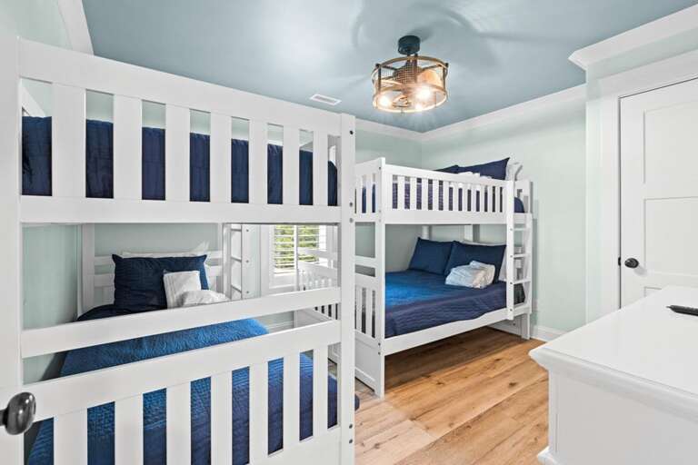 Atlantic Horizons 95 CAM 11-1-25