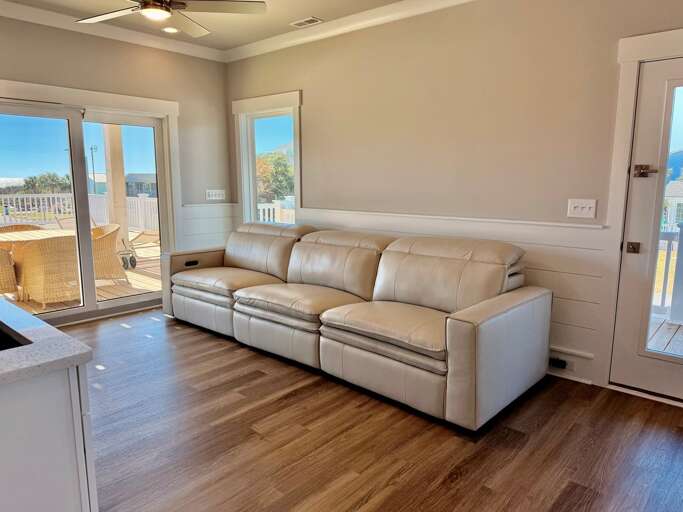 2nd Living Area