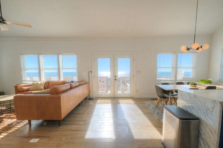 The Pink Pelican 14 GW 12-20-25