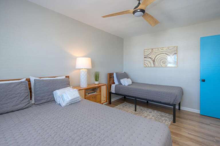 The Pink Pelican 38 GW 12-20-25