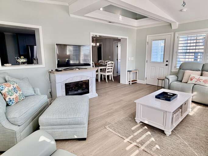 The Lazy Sea Pony 2/10 JR