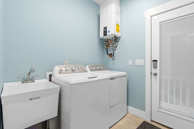 Laundry Area
CAM 1-17-26