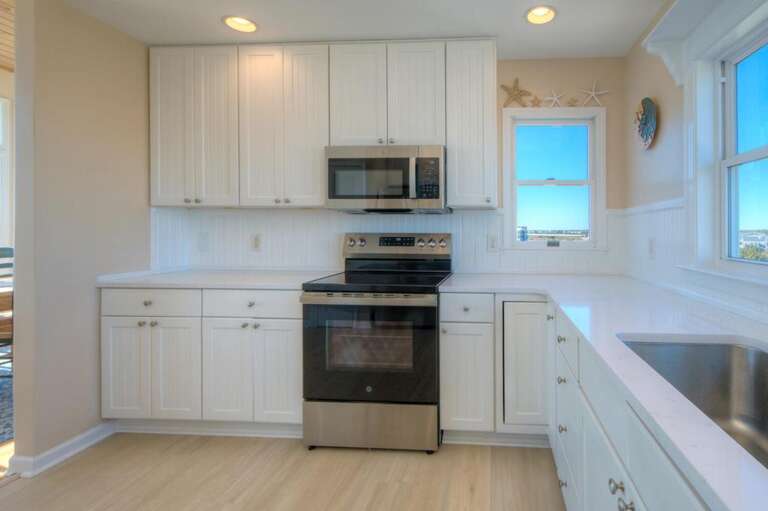 6901 W Beach Dr 19 GW 2-2-26