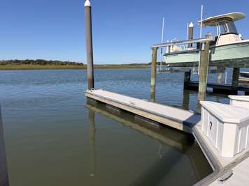 25' Boat Slip, Slip W7-Bluewater Point Marina