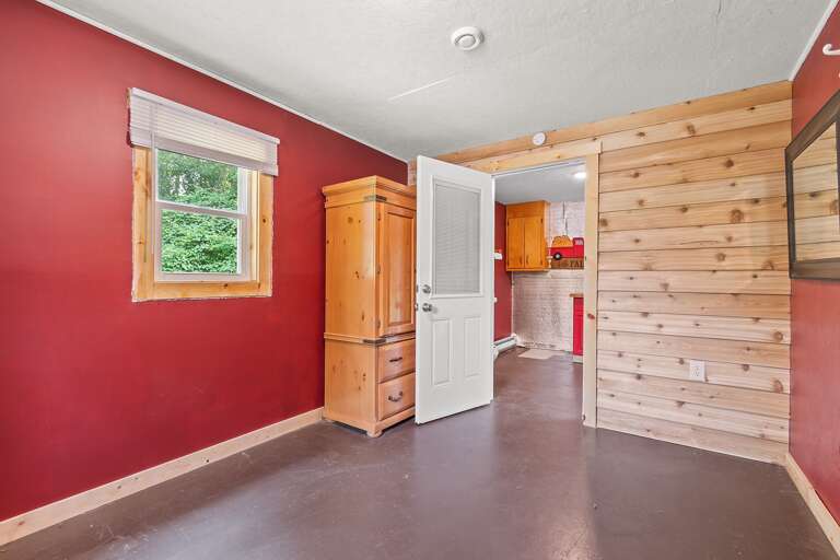 124NEMiddletonAve - 13