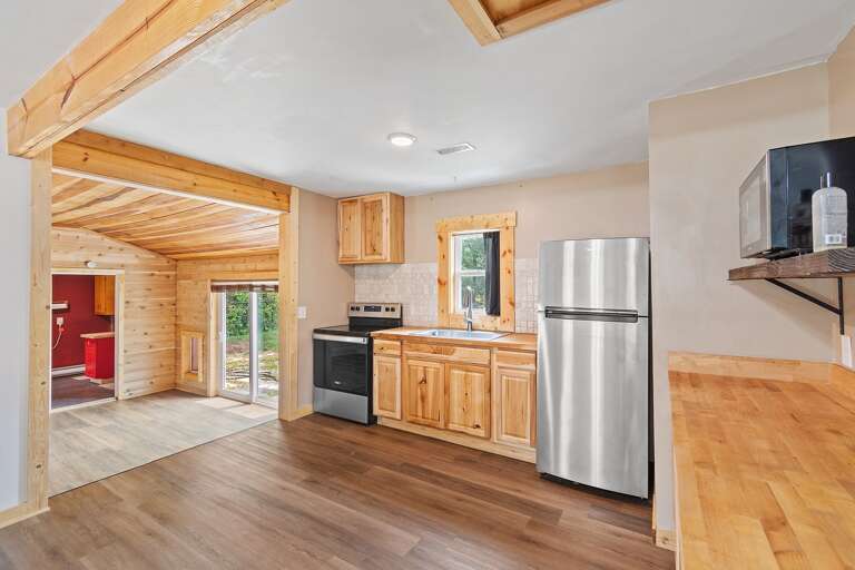 124NEMiddletonAve - 25