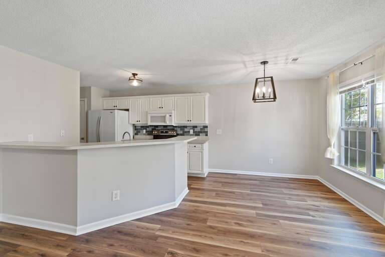 4949MontserratDr - 7