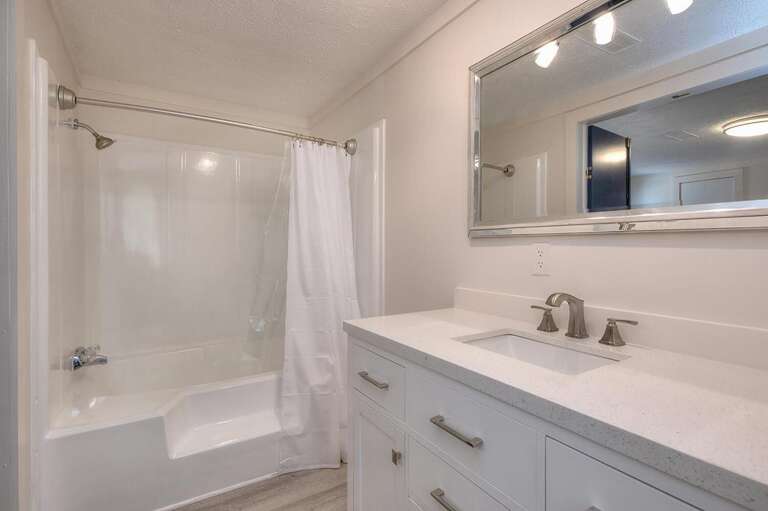 Reel Simple 8601 E Oak Island-large-017-011-DSC 4204 5 6 Enhancer-1500x999-72dpi