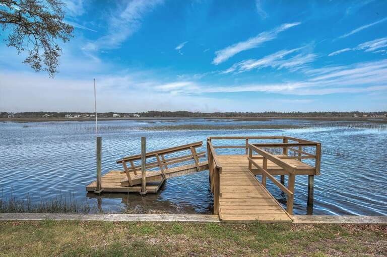 Reel Simple 8601 E Oak Island-large-027-034-DSC 4240 1 2 Enhancer-1500x999-72dpi