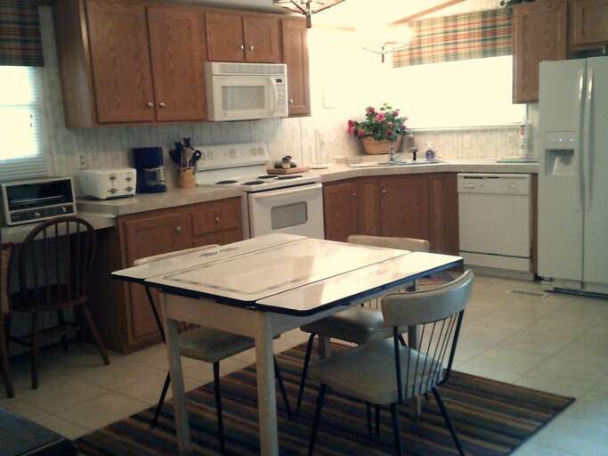 7708 E Oak Island Drive 006.JPG