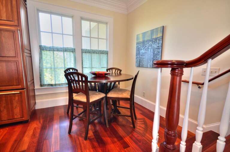 126 SE 49th Street Eden Cove-large-008-008-Breakfast Area-1500x991-72dpi