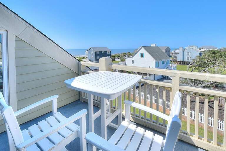 Ocean Views
GW 9.2022