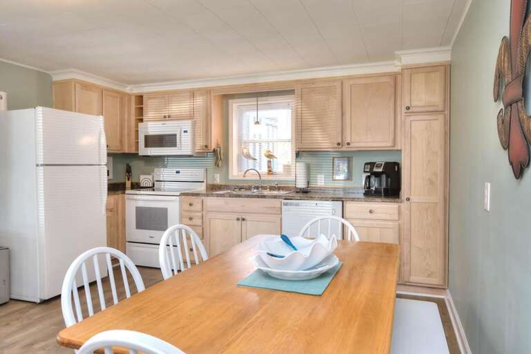 Kitchen with Dining Area table
GW 3.30.24