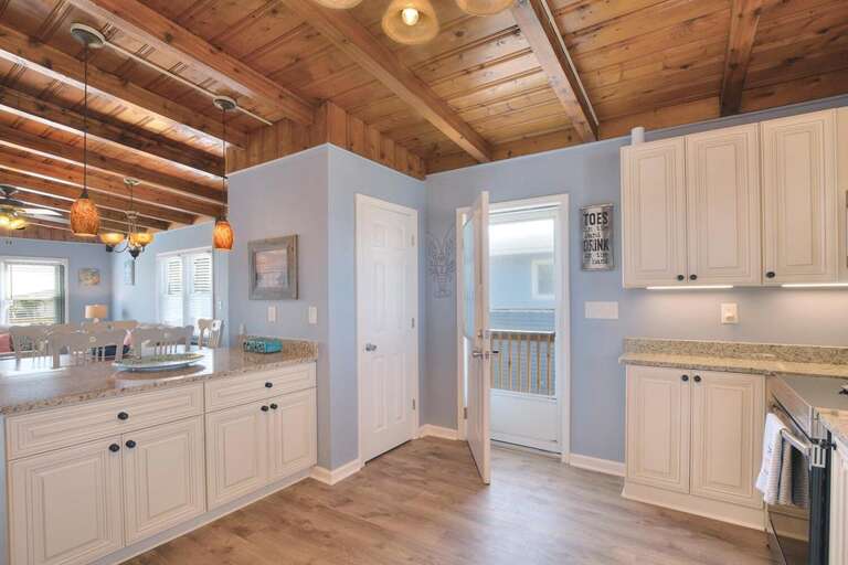 Kitchen Counter
GW 3.30.24