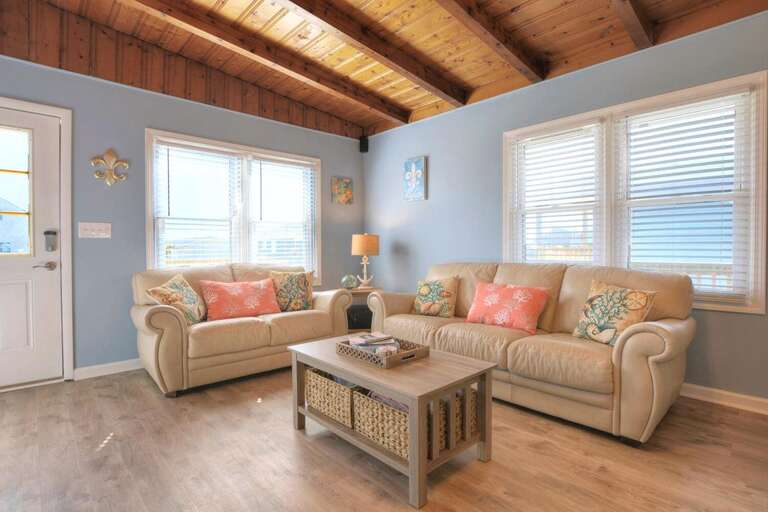 Living Room Couches
GW 3.30.24