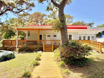 Front of House
5.1.26 - JR