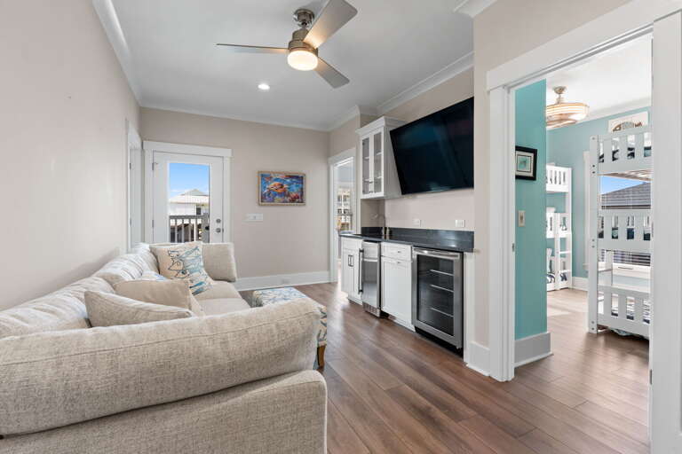2nd Living Area