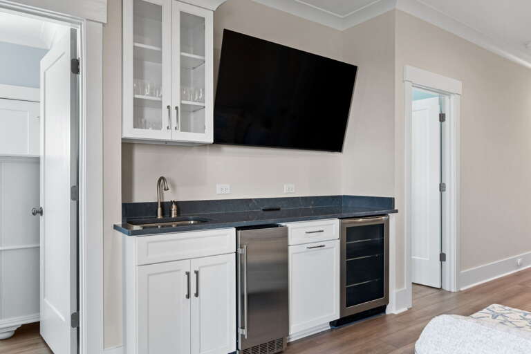 2nd Living Area