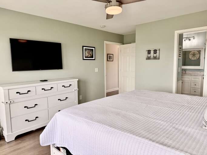 Bedroom
8.8.26 - JR