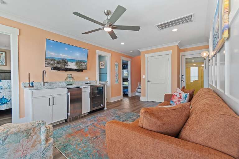 2nd Living Area