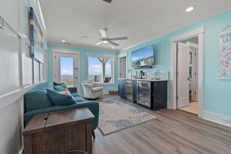 2nd Living Area