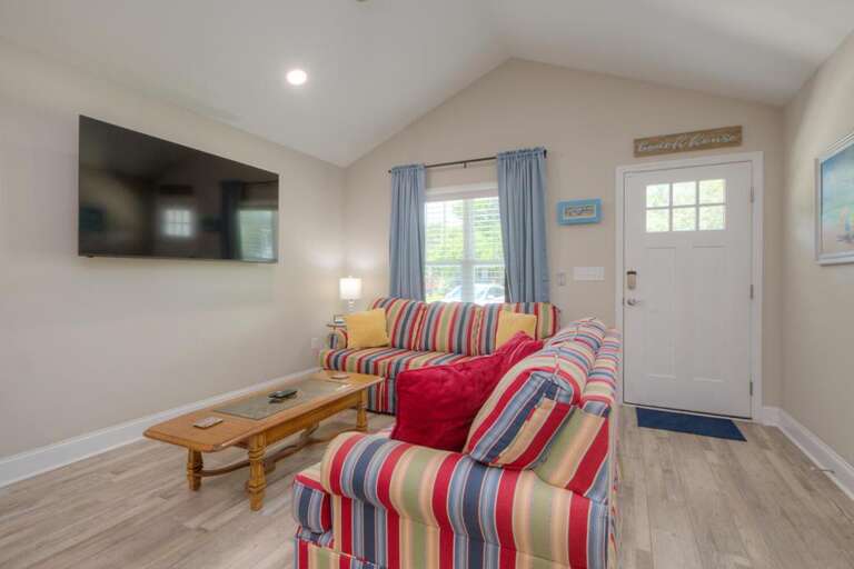 Living Room 
GW 6-9-25