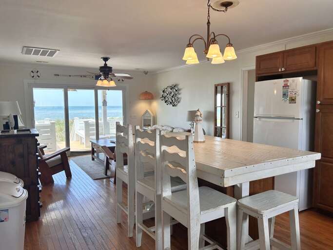 Dine with a view of the Atlantic