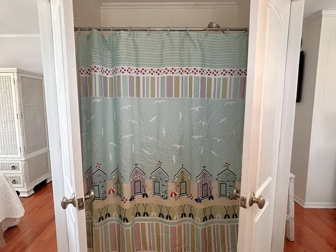 Jack & Jill Bathroom