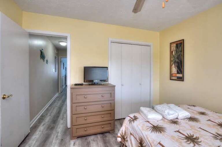 1000 Caswell Beach Rd Oak-small-022-36-DSC 4621 2 3 Enhancer-666x442-72dpi