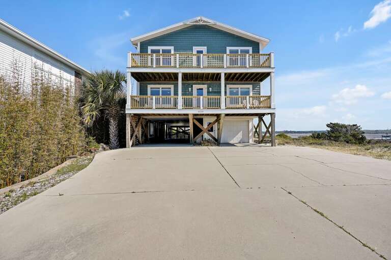 Beach Mountain.1.CG.4-16-25