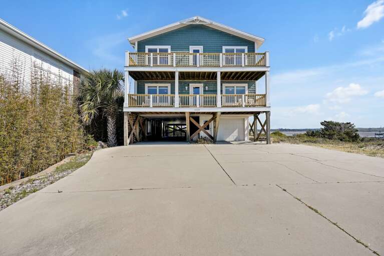 Front of House
CG.4-16-25