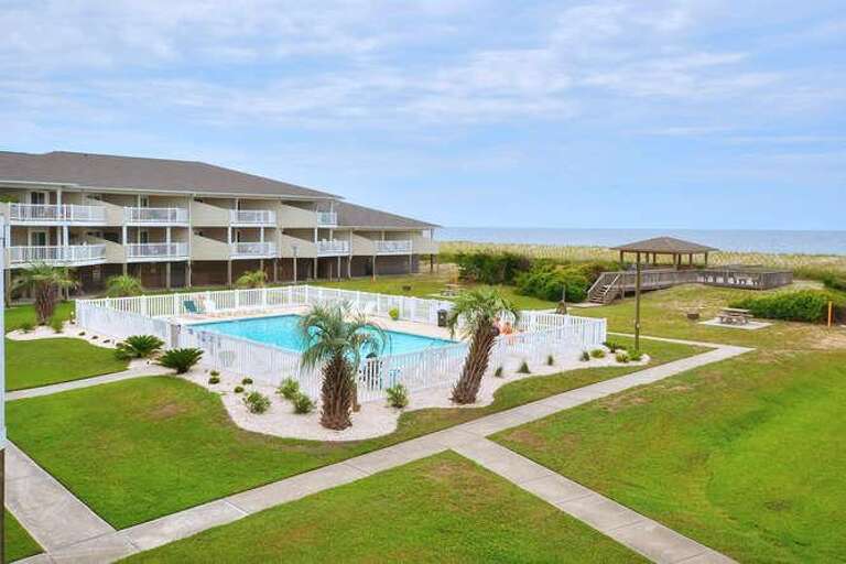Carolina Dreamin Unit 3102 Luxurious 3Bedroom Condo Oak Island, NC